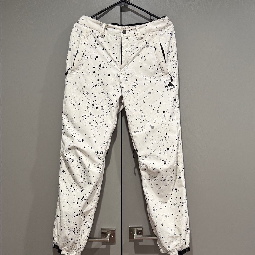 Burton White and Black Splatter snowboard pants